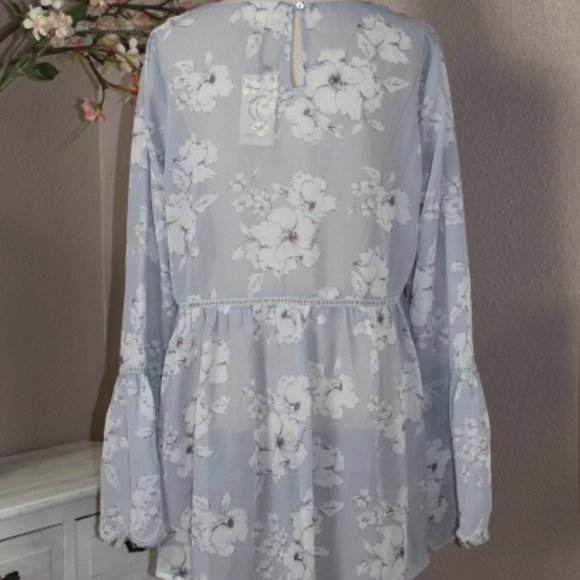 Bohemian Ruffle Tunic NWT - Picture 2 of 4